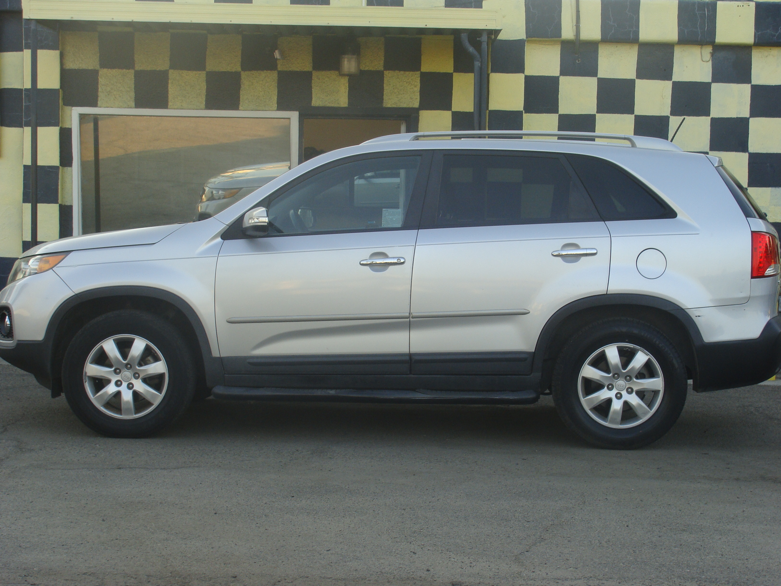 2011 KIA SORENTO LX 4 CYLINDERS 78K MILES CLEAN CARFAX