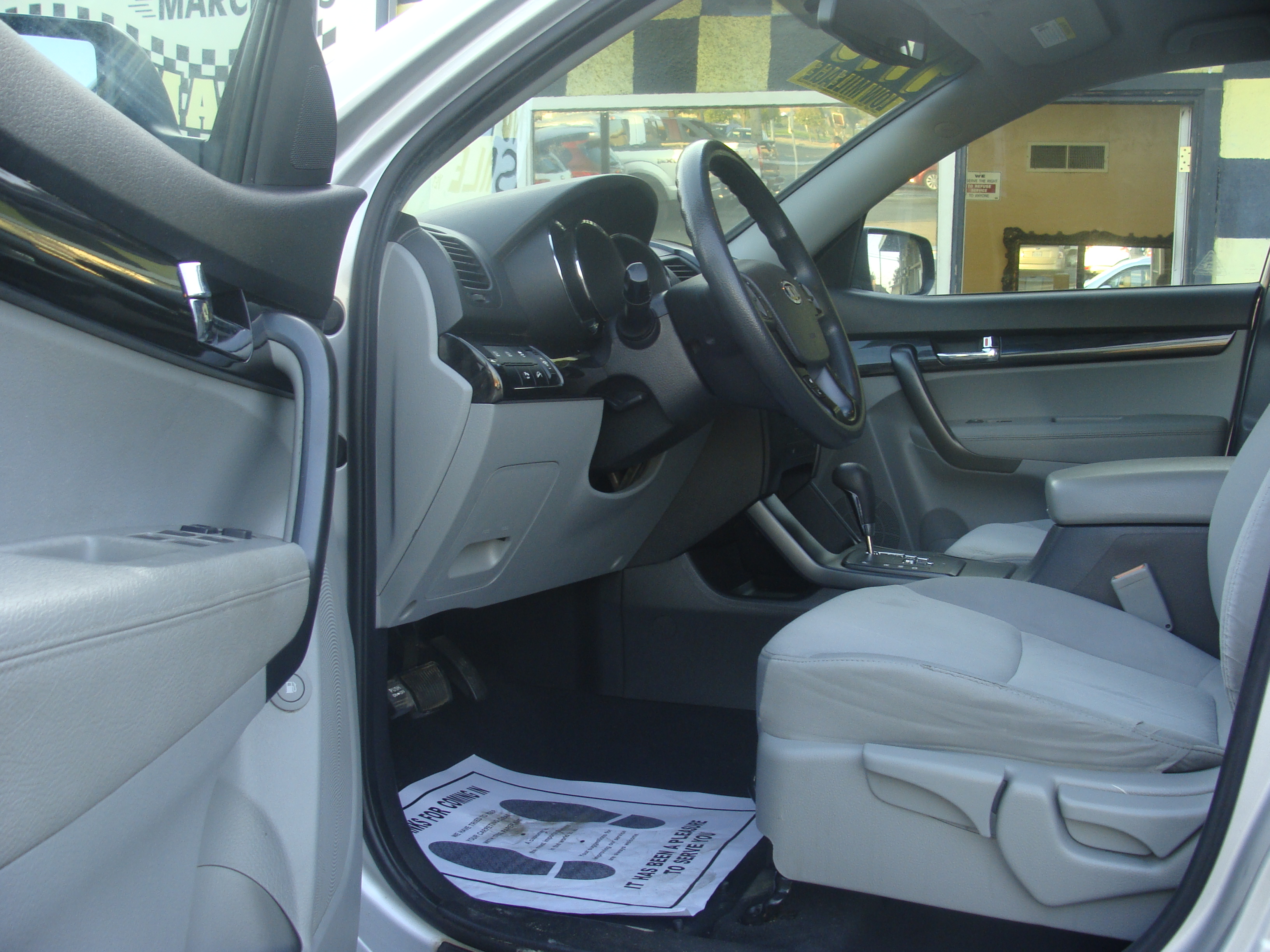 2011 KIA SORENTO LX 4 CYLINDERS 78K MILES CLEAN CARFAX